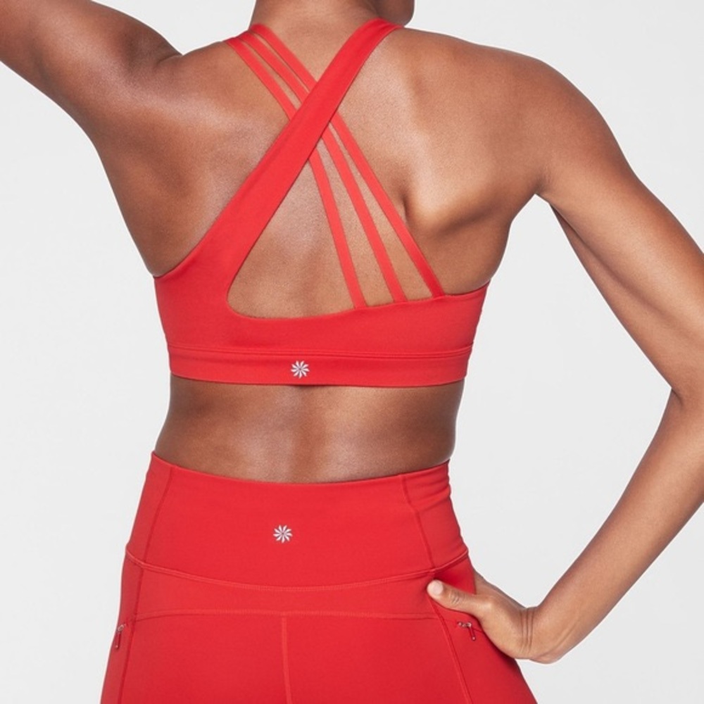 ATHLETA Run Free Sports Bra, Radiant Red, Size M